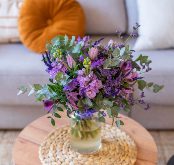 Alstromelias morados