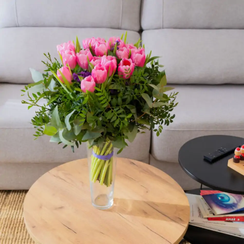 Ramo de tulipanes tonos rosados lilosos