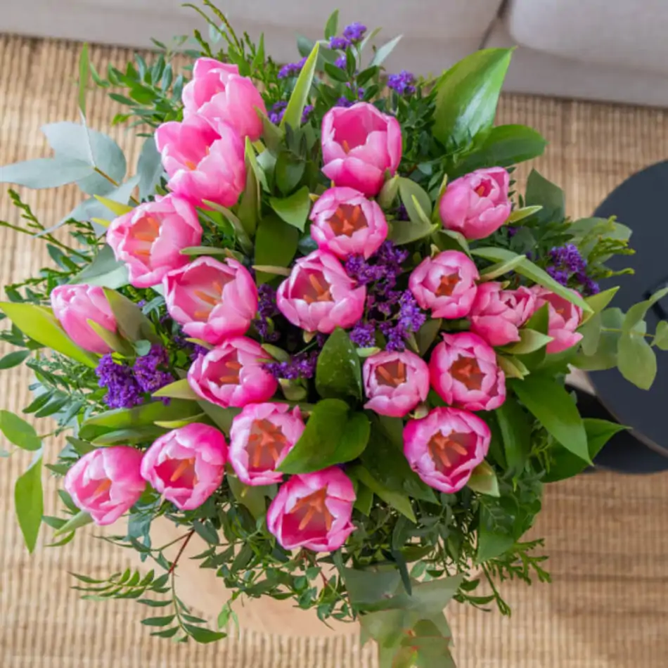 Ramo de tulipanes tonos rosados lilosos