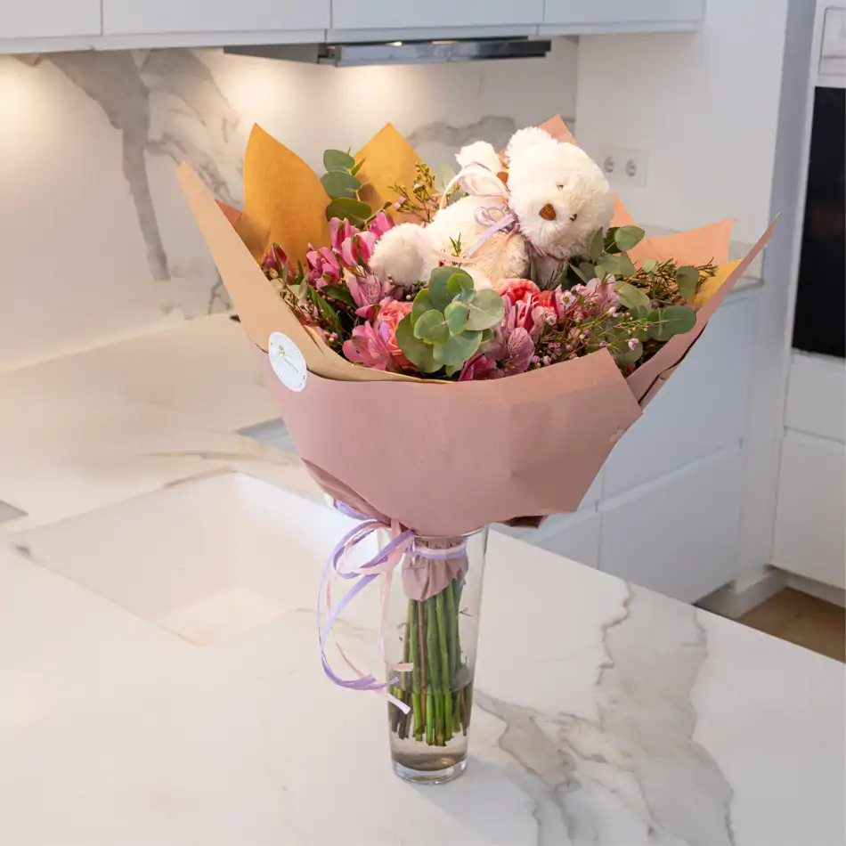 Ram de flor variada amb peluix